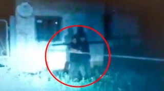 Polisi girov götürən terrorçu özünü partlatdı  - VİDEO