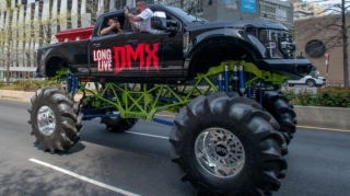 Nyu-Yorkda repçi DMX-in qeyri-adi dəfn korteci maraqla qarşılanıb  - VİDEO