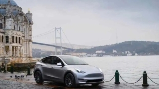 "Tesla" Almaniyada istehsal hədəflərini azaldıb 