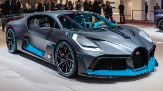 "Bugatti" bu il yeni hiperkar təqdim edəcəyini təsdiqləyib   