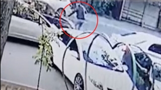 Rusiyada qadın sürücü deputatı maşınla vurub hadisə yerindən qaçdı - VİDEO 
