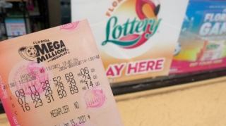ABŞ-da dörd nəfər lotereyada 1,05 milyard dollar uddu