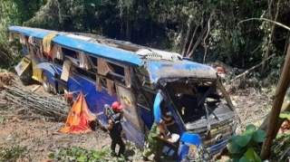 Reys avtobusu uçuruma yuvarlandı;  azı 5 ölü, 35 yaralı - FOTO + VİDEO 