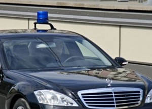 Prezident "Lifan" demişdi - Nazirlər “BMW”, deputatlar isə hələ də “Mercedes” sürür - VİDEO
