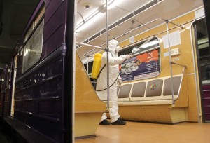 Bakı metrosunda koronavirusla bağlı "Qaynar xətt" yaradıldı - FOTO