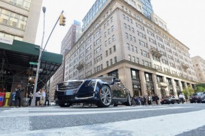 "Cadillac" bayraqdar sedanları avtonom yürüyüşə göndərib - FOTO
