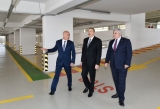 Azərbaycan Prezidenti dayanacaqda - FOTOLAR