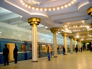 Metronun "Nərimanov" stansiyasında uşaq itib