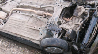 Goranboyda maşın aşdı, sürücü yaralandı 