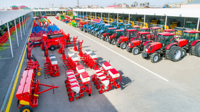 Traktor və digər aqrar texnikaların qeydiyyatı qaydası dəyişdi