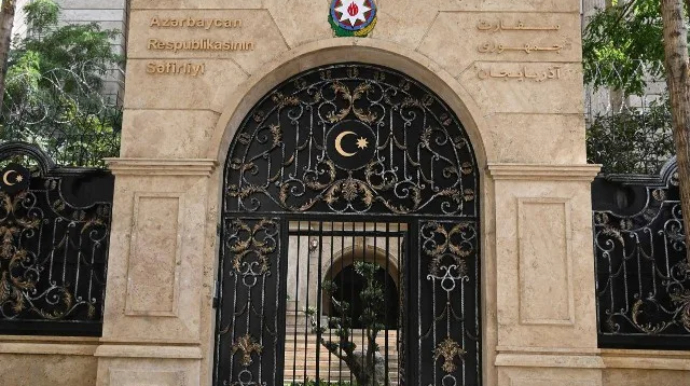 Baş nazirdən İrandakı səfir və konsulluğumuz barədə QƏRAR
