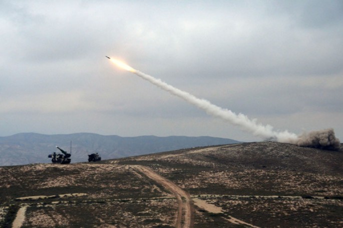 Ordumuz “Buk-MB” zenit-raket komplekslərini işə saldı - VİDEO