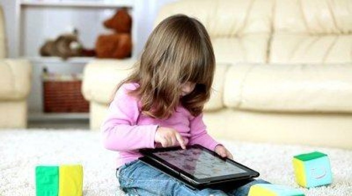 Uşaqların internetdən istifadəsinə nəzarət edən YENİ PROQRAM