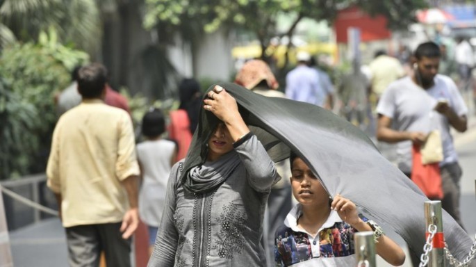 Havanın temperaturu 48 dərəcəyə çatıb