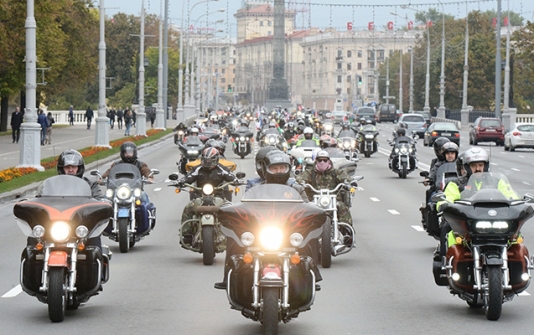 Prezident 3 min baykerlə motosikletdə yürüş etdi – FOTO+ VİDEO