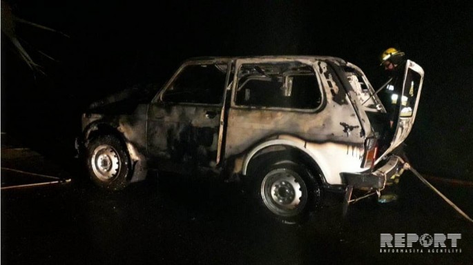 Kürdəmirdə avtomobil yanıb - FOTO