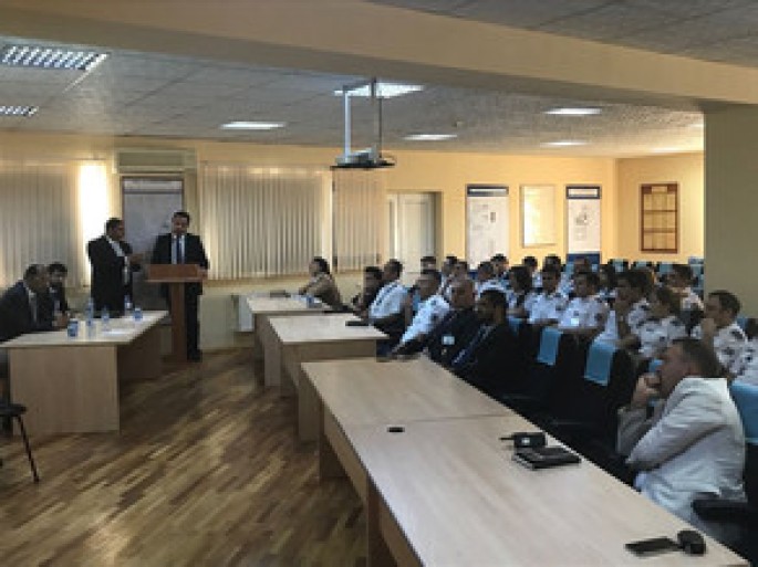 Ərəblər Heydər Əliyev hava limanının əməkdaşlarına təlim keçir