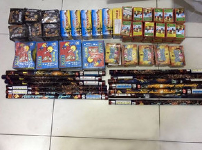 Avtomobildən 700 qutu pirotexniki vasitə aşkar edildi