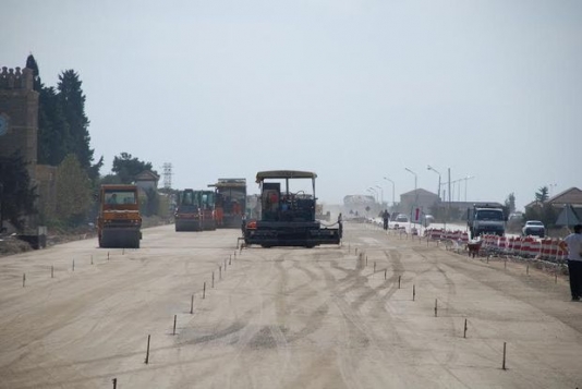 Qala-Pirallahı yolunun tikintisi davam etdirilir  – FOTO + VİDEO