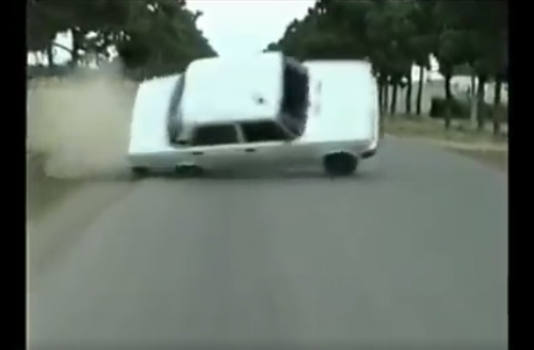 Toy karvanında ikitəkər qalxan «07» belə aşdı - VİDEO