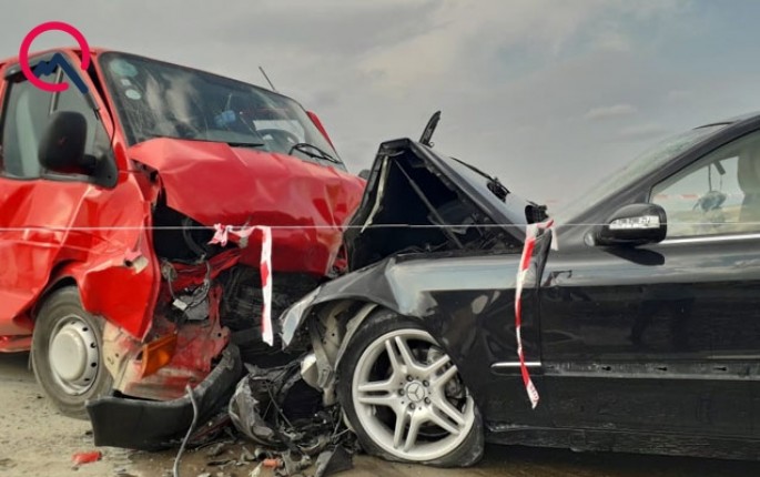 İki maşın toqquşdu, sürücü öldü