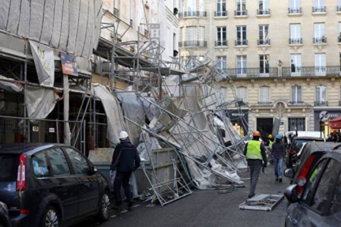 Qasırğalar Fransaya 200 milyon ziyan vurub