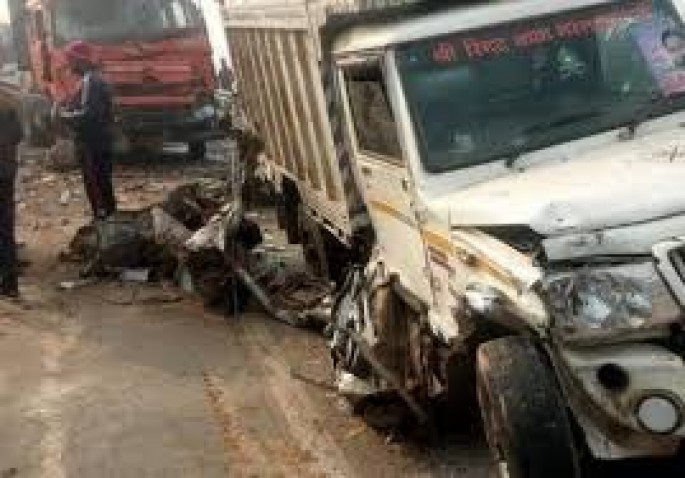 Yük maşını iki avtomobilə çırpıldı: 3-ü uşaq, 16 ölü