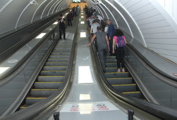 Metronun “Nizami” stansiyasında eskalatorun əsaslı təmiri başa çatıb - FOTO