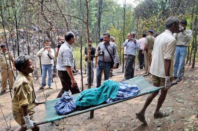 Körpü uçdu: 2 ölü, 30 itkin