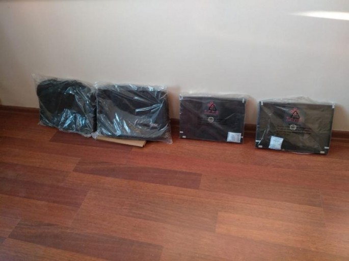 Məktəbdən noutbukları oğurlayanlar tutuldu