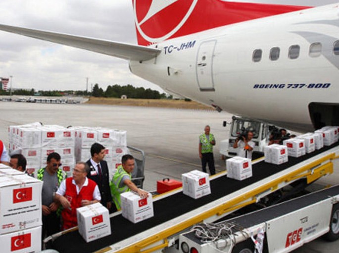 Türkiyə Qətərə 15 təyyarəlik ərzaq göndərdi