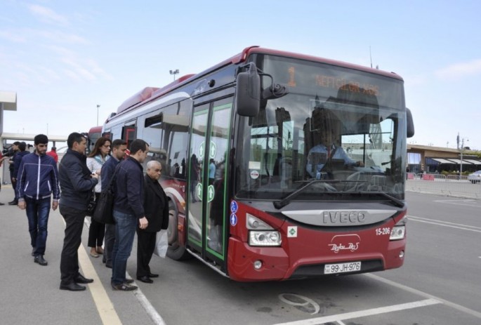 Ekspert:                              “Bakı avtobuslarında sərnişinlərin sayı azalmır”