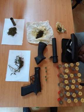 Avtomobildə silah-sursat və narkotik vasitə aşkarlandı