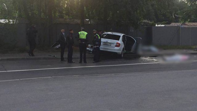 Səhər saatlarında ağır yol qəzası: 2 ölü, 1 yaralı - FOTO