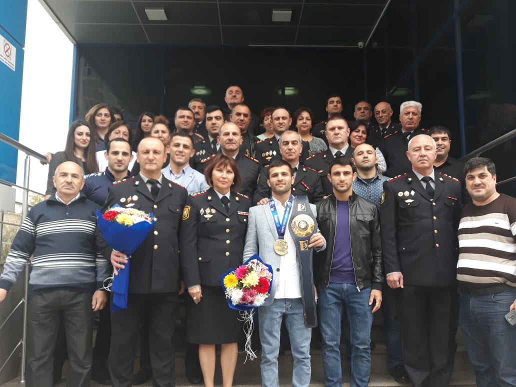 Qadın polkovnik dünya çempionu Eldəniz Əzizlidən danışdı - FOTO