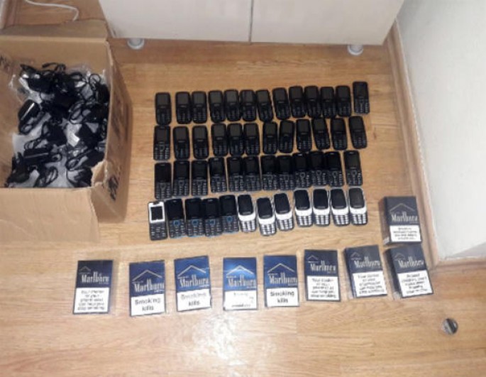 Avtomobildən xeyli telefon və siqaret müsadirə olunub