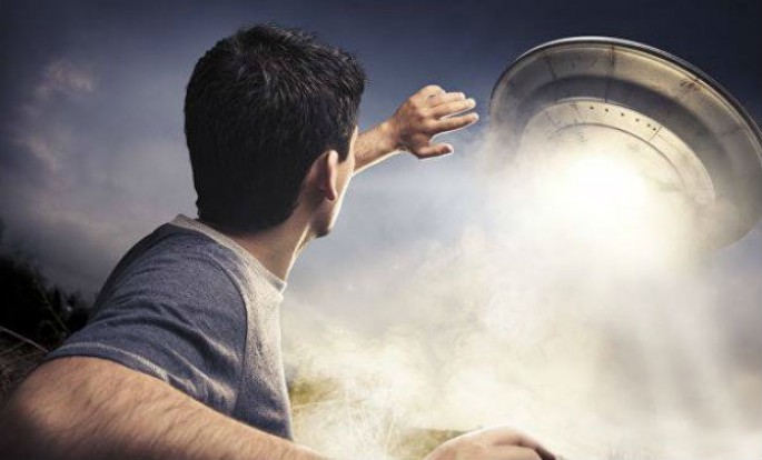 Afrika səmasında yadplanetli gəmi göründü - FOTO