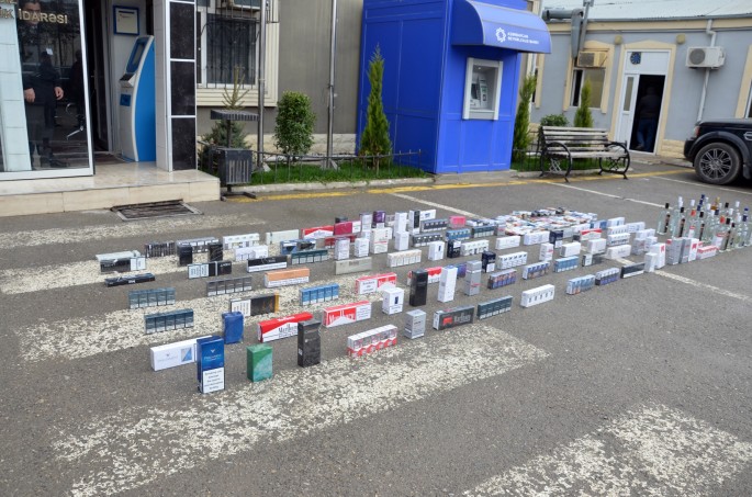 Külli miqdarda siqaret və araq aşkar edildi - FOTO