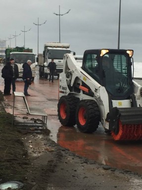 Güclü külək nəticəsində xəsarət alan vəzifəli şəxs ölüb - FOTO