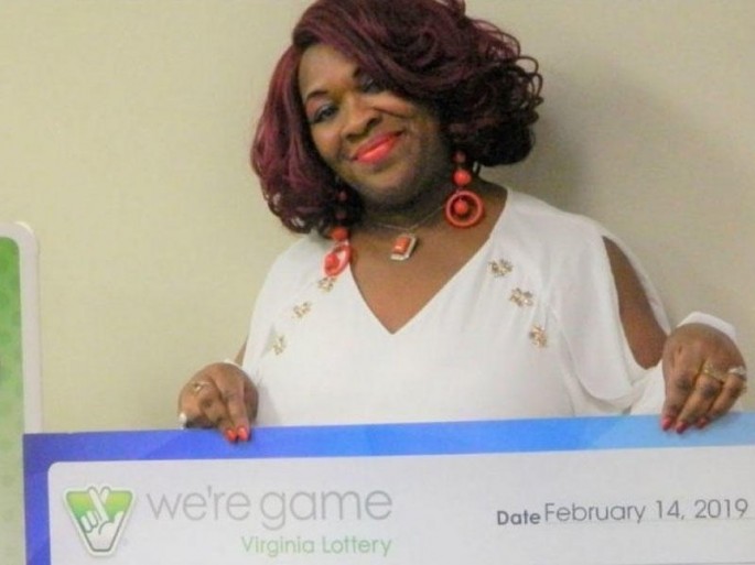 Qadının eyni gündə aldığı 30 lotereya biletinin hamısı uduşlu olub