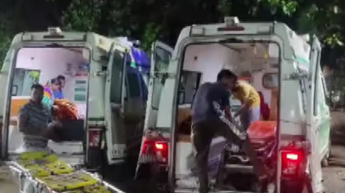 Hindistanda iki avtobus toqquşdu: 12 ölü, 7 yaralı 