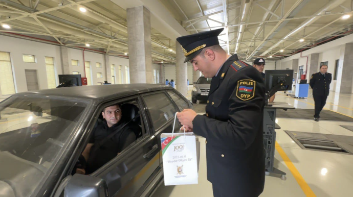 Texniki baxış məntəqəsində sürücülərə sürpriz - Nümunəvi olanlar seçildi - FOTOLAR