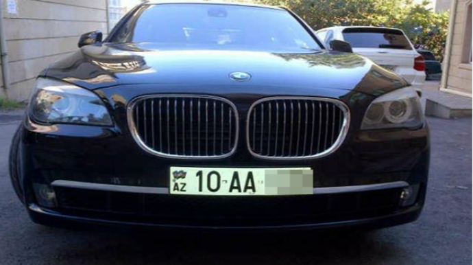 Bakıda "AA" seriyalı avtomobil piyadanı vurub ÖLDÜRDÜ - Günahkar başqa sürücü çıxdı 