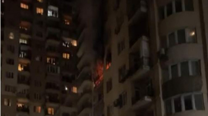 FHN hündürmərtəbəli binadakı yanğınla bağlı məlumat yaydı