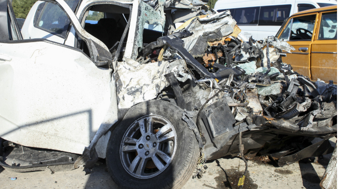 İsmayıllıda minik və yük maşınları toqquşub, 4 nəfər xəsarət alıb 