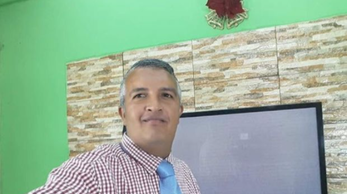 Jurnalisti canlı yayım zamanı güllələdilər - VİDEO 