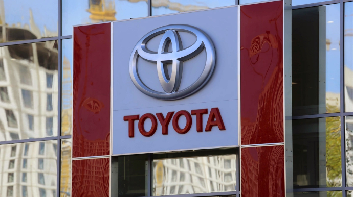 Toyota приостановит работу трех сборочных линий в Японии