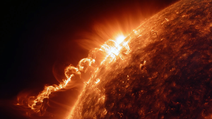 На Солнце произошла двойная сильная вспышка