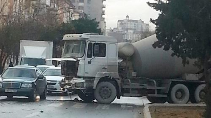 Mingəçevirdə qəza oldu, ölən və yaralananlar var - YENİLƏNİB