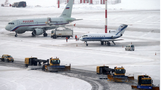 Moskva hava limanlarında reyslər ləğv edildi